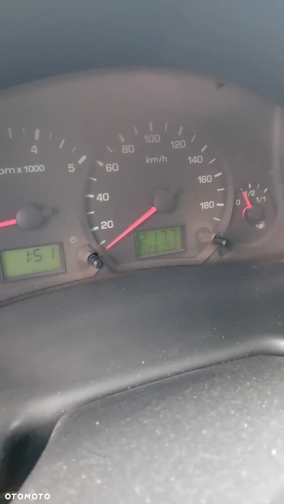 Ford Transit Furgon 300S - 9