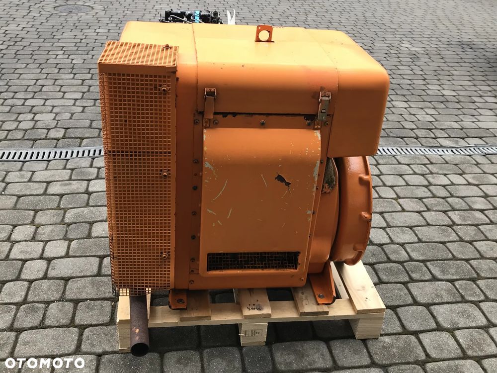 SILNIK HATZ 2L41C 11788 zł netto - 7