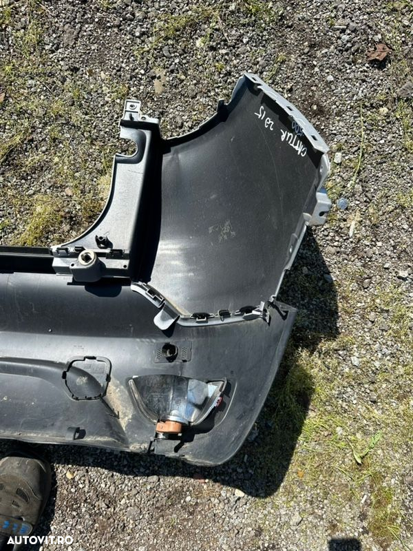 Bara spate RENAULT CAPTUR  an 2015 cu 4 gauri senzori parcare ,are defect - 5