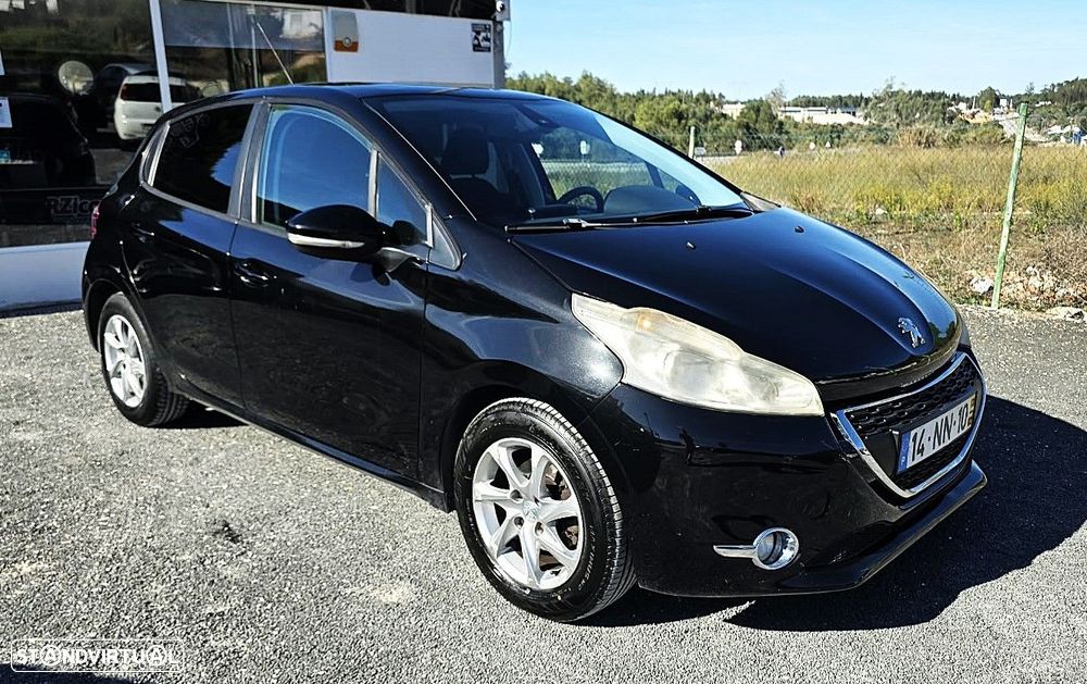 Peugeot 208 1.4 HDi Active - 8