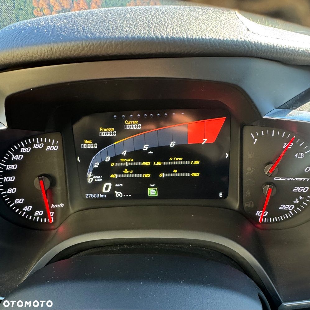 Chevrolet Corvette - 17