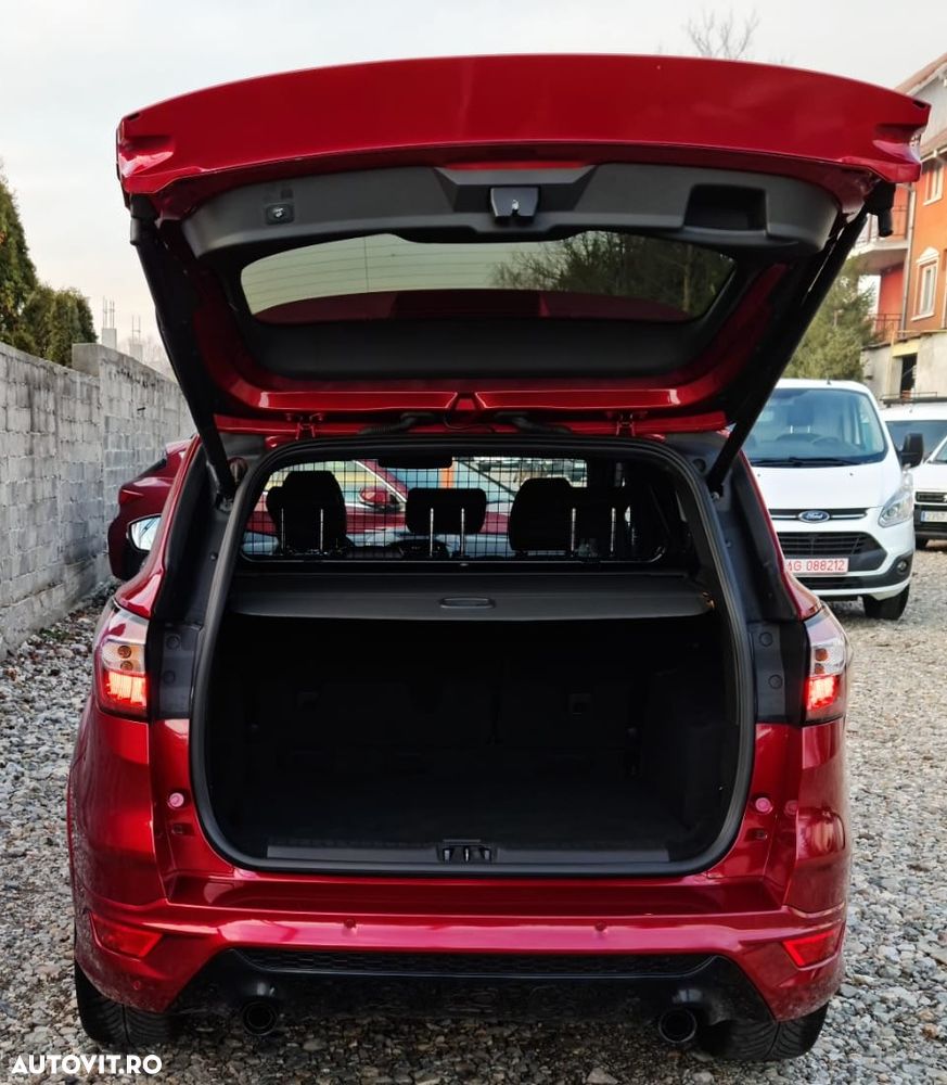 Ford Kuga 1.5 EcoBoost 2x4 ST-Line - 21