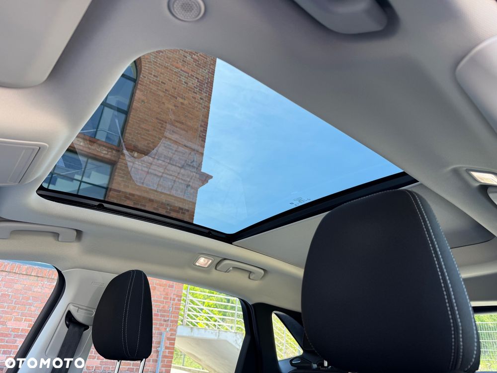 Ford Kuga 2.0 EcoBlue Hybrid TITANIUM X - 14