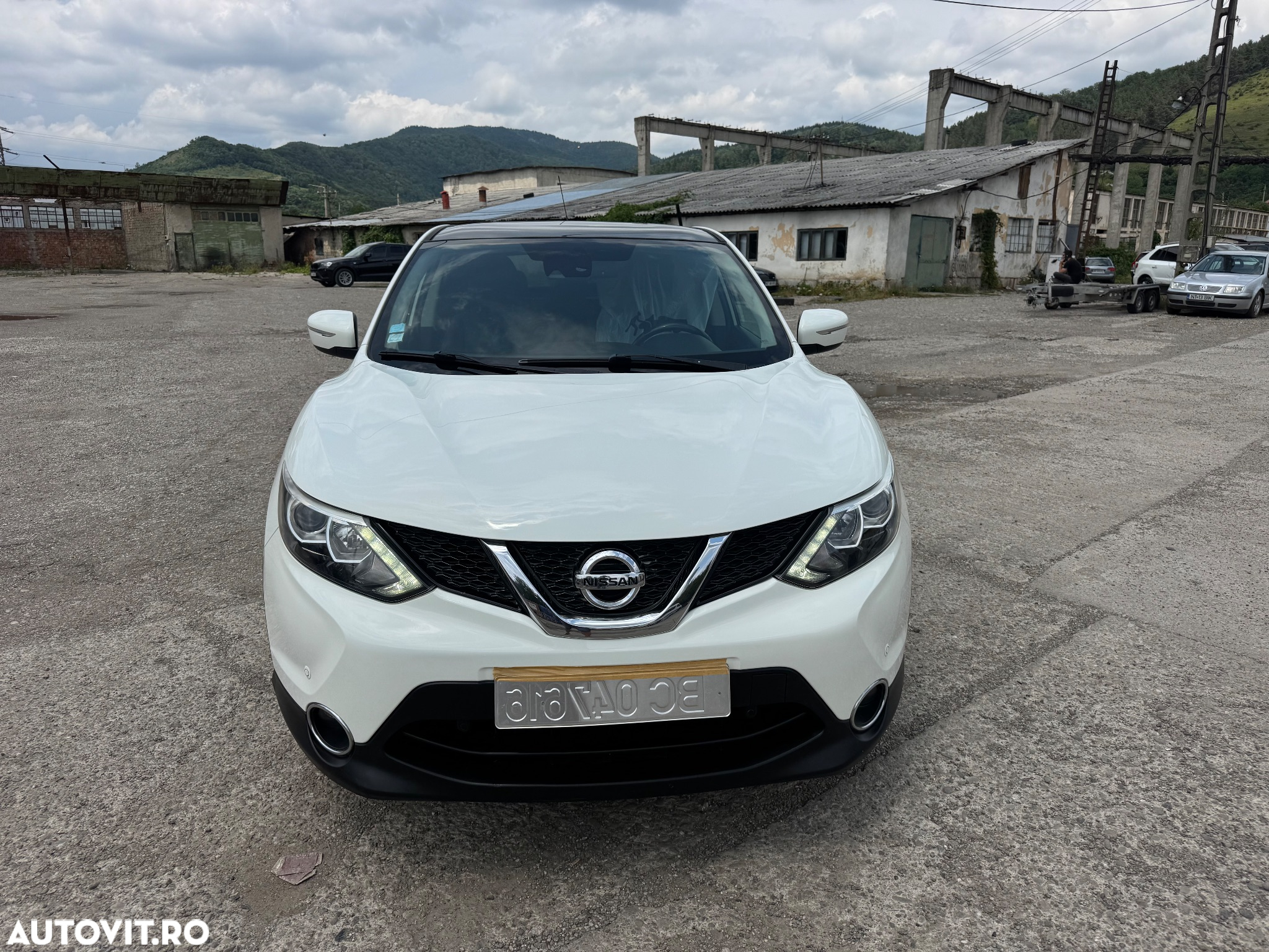 Nissan Qashqai 1.5 DCI TEKNA - 2