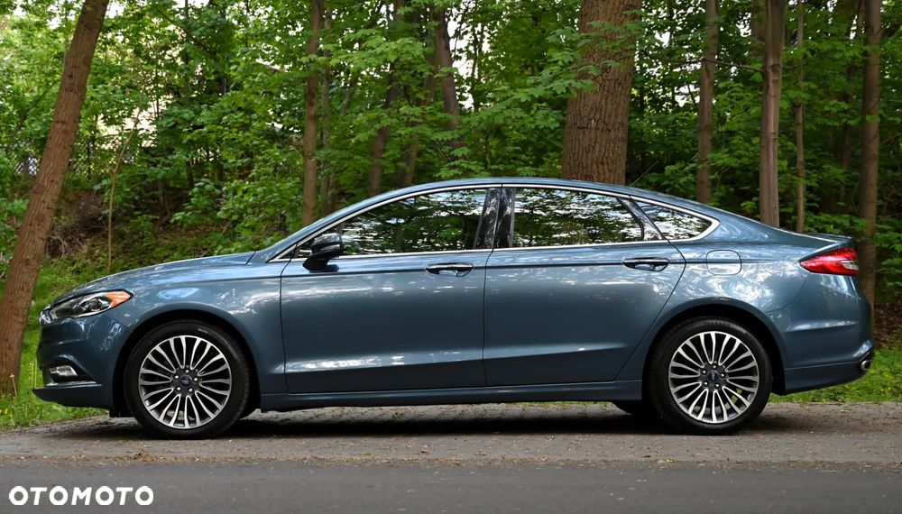 Ford Fusion 2.0 EcoBoost Titanium - 14