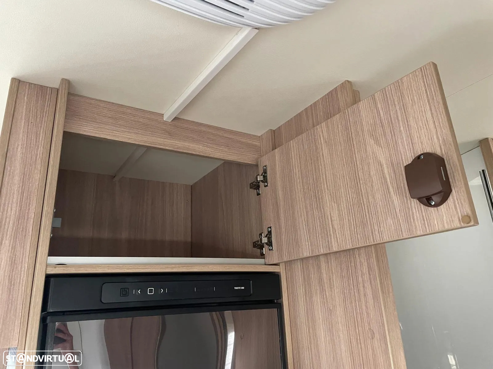 Burstner Lyseo Time Fidelity - Autocaravana c/Camas Central e Elevatória - 38