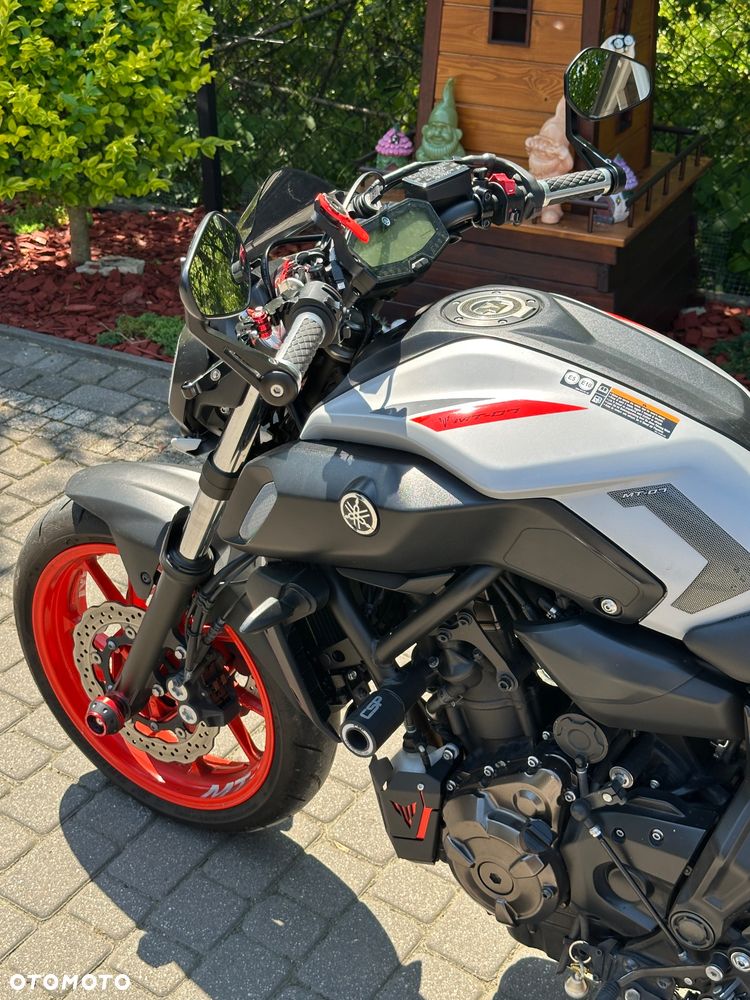 Yamaha MT - 20