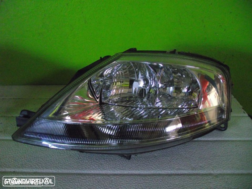 Farol Esquerdo Citroen C3 - 2002 / 2010 - F552 - 1