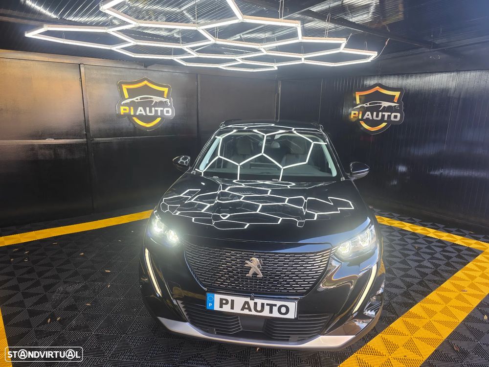 Peugeot 2008 1.5 BlueHDi Allure Pack EAT8 - 4
