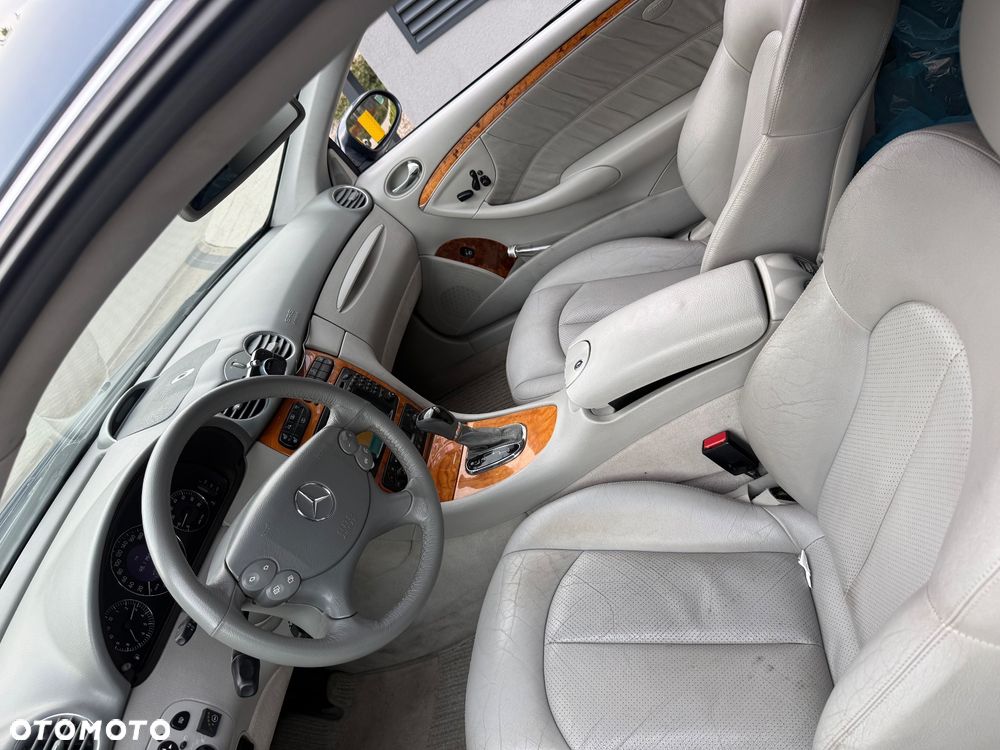 Mercedes-Benz CLK 320 - 6