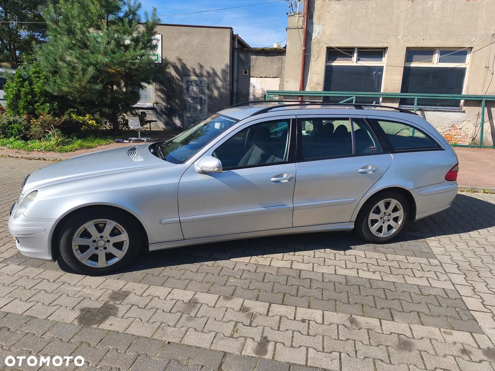 Mercedes-Benz Klasa E 220 CDI Classic - 11