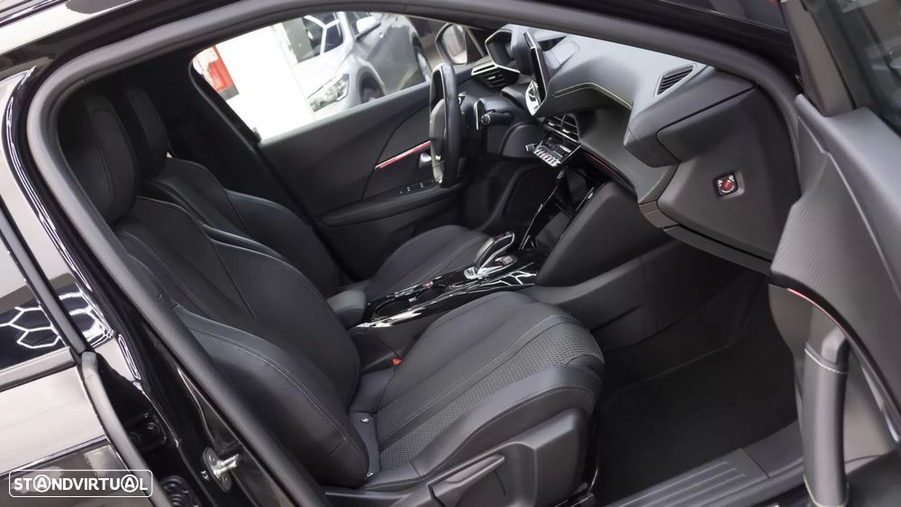 Peugeot 2008 1.5 BlueHDi GT Line EAT8 - 14