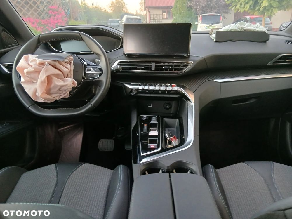 Peugeot 3008 - 11