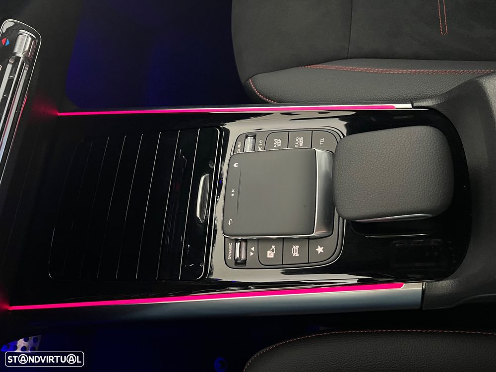 Mercedes-Benz EQA 300 4Matic AMG Line - 20