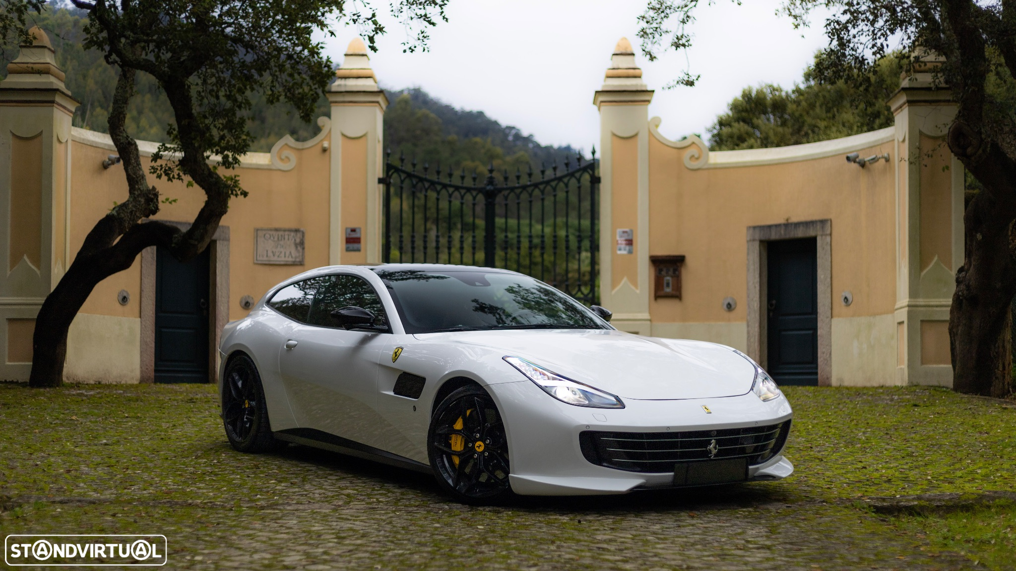 Ferrari GTC4 Lusso - 3