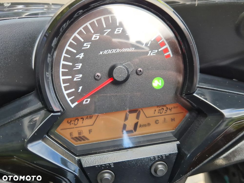 Honda CBR - 9