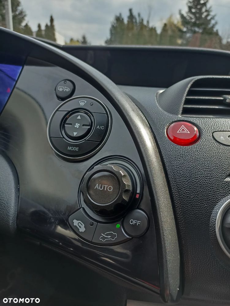 Honda Civic 1.4i-DSi - 23