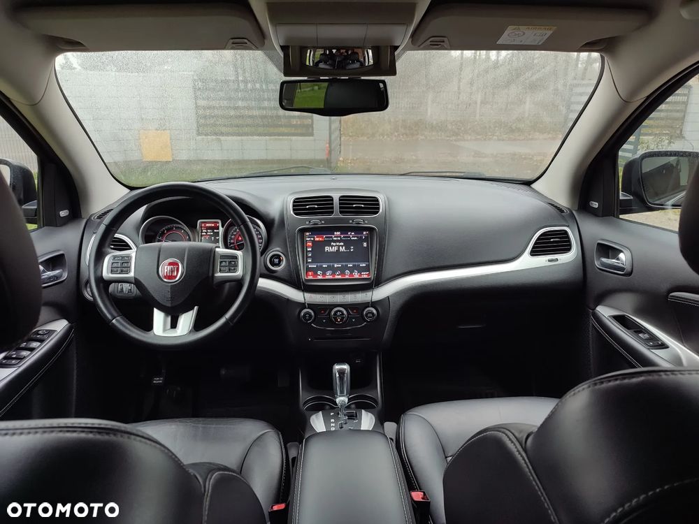 Fiat Freemont 2.0 Multijet 16V DPF Automatik Allrad Black Code - 8