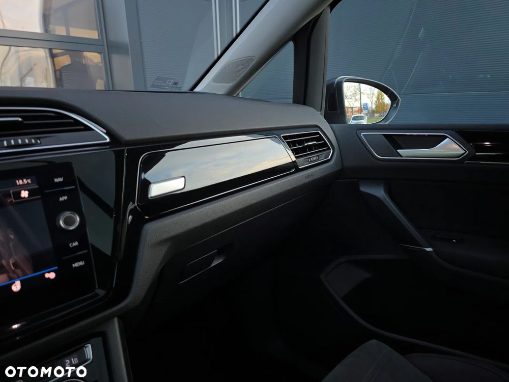 Volkswagen Touran 1.5 TSI EVO Highline DSG - 38