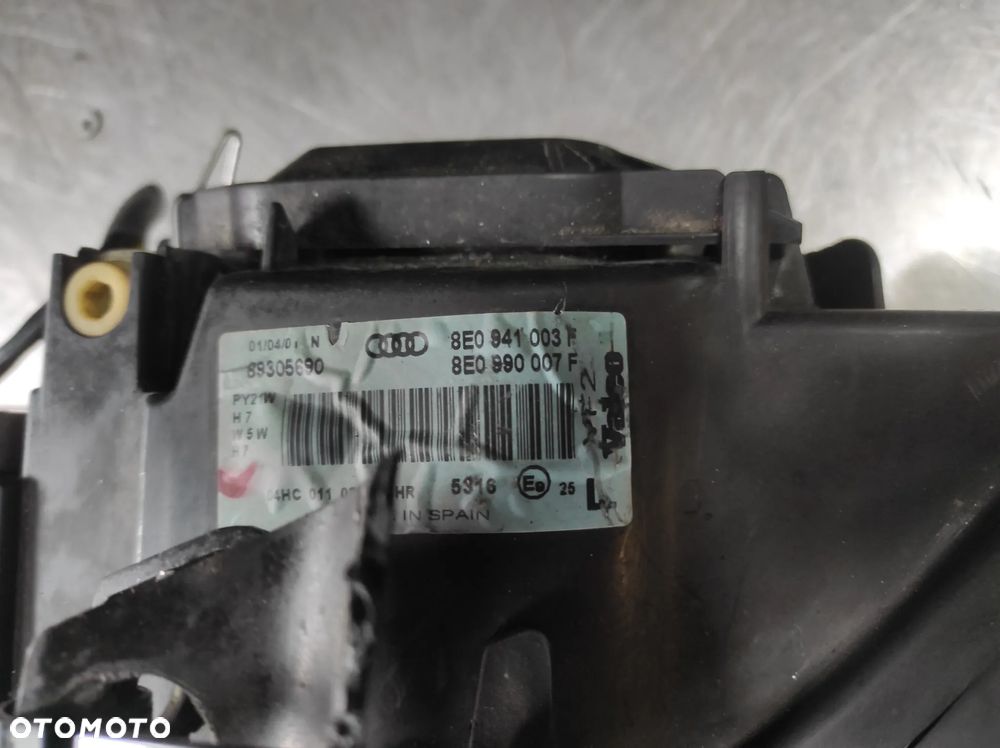 LAMPA LEWA PRZEDNIA LEWY PRZÓD AUDI A4 B6 SOCZEWKA H7 ..Q..  WYSYŁKA !!! - 4