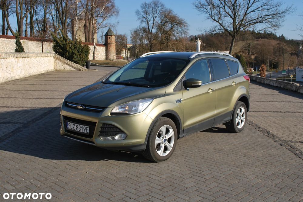 Ford Kuga 2.0 TDCi 2x4 Titanium - 3
