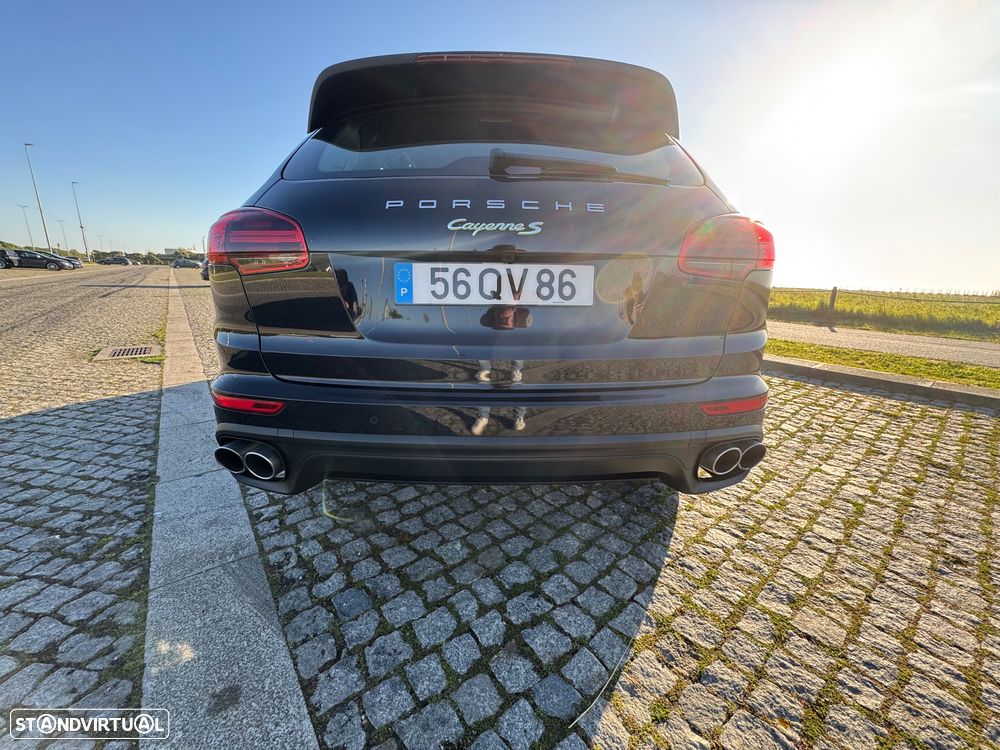 Porsche Cayenne - 17