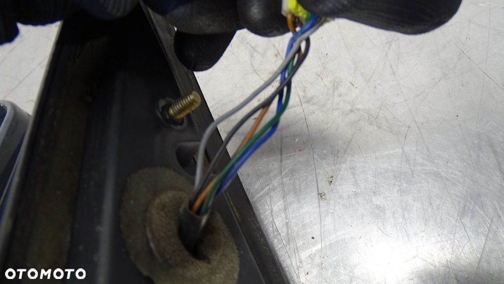 LUSTERKO LEWE ELEKTRYCZNE MITSUBISHI PAJERO PININ 2.0 - 8