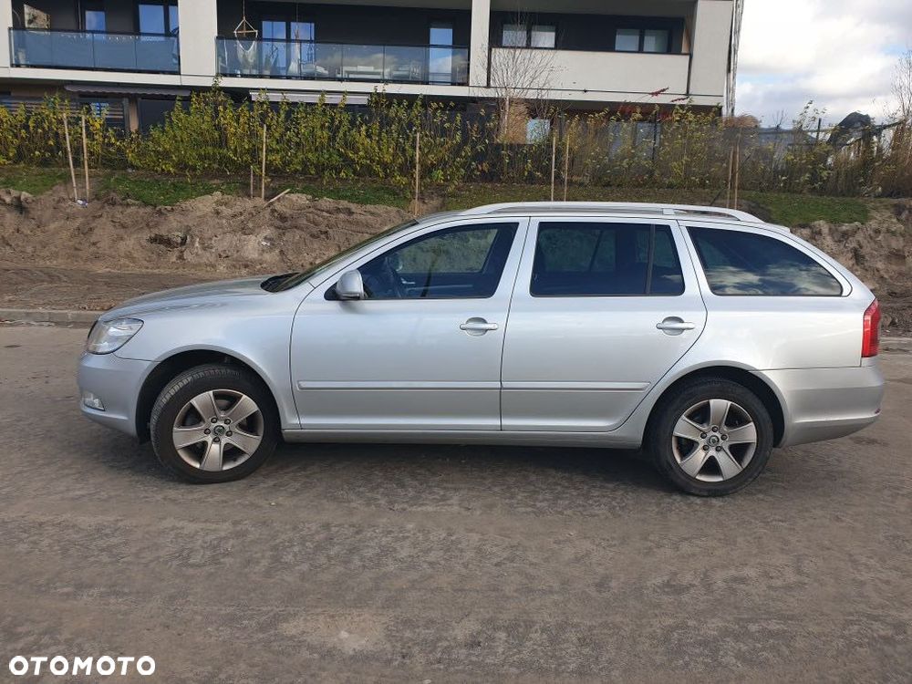 Skoda Octavia 1.8 TSI Elegance DSG - 3
