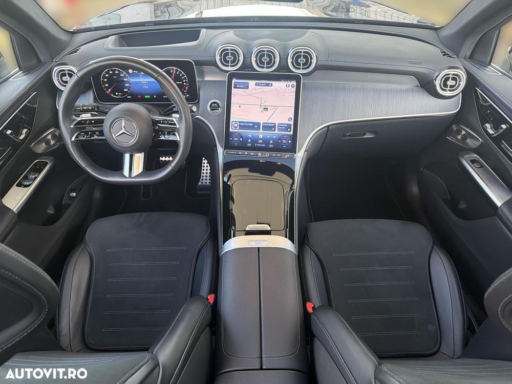 Mercedes-Benz GLC 300 e 4MATIC - 12