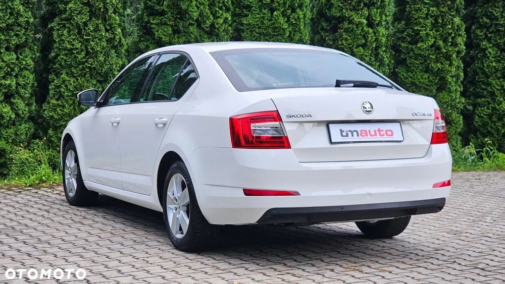 Skoda RAPID 1.6 TDI DPF Active - 37