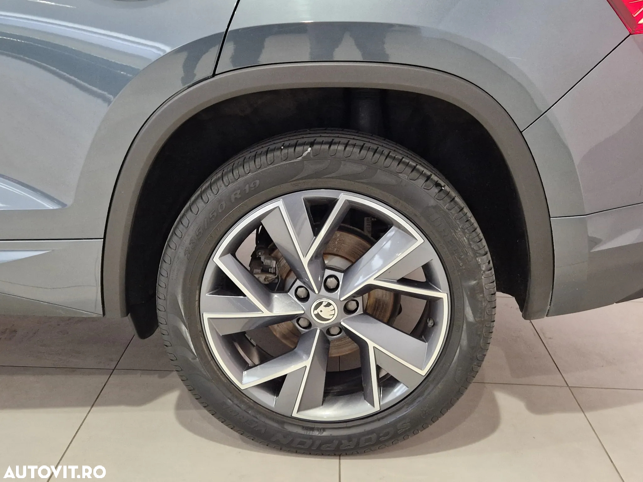 Skoda Kodiaq 2.0 TDI 4X4 DSG Sportline - 10