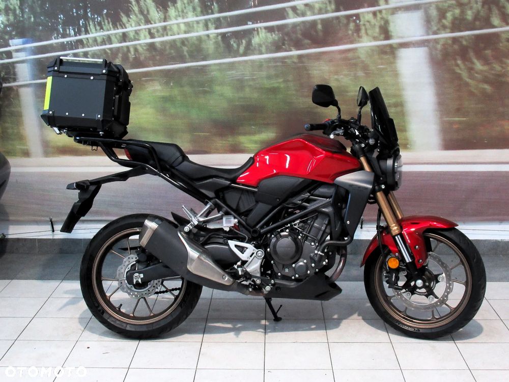 Honda CB - 4