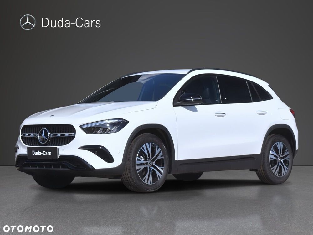 Mercedes-Benz GLA 200 Progressive - 2