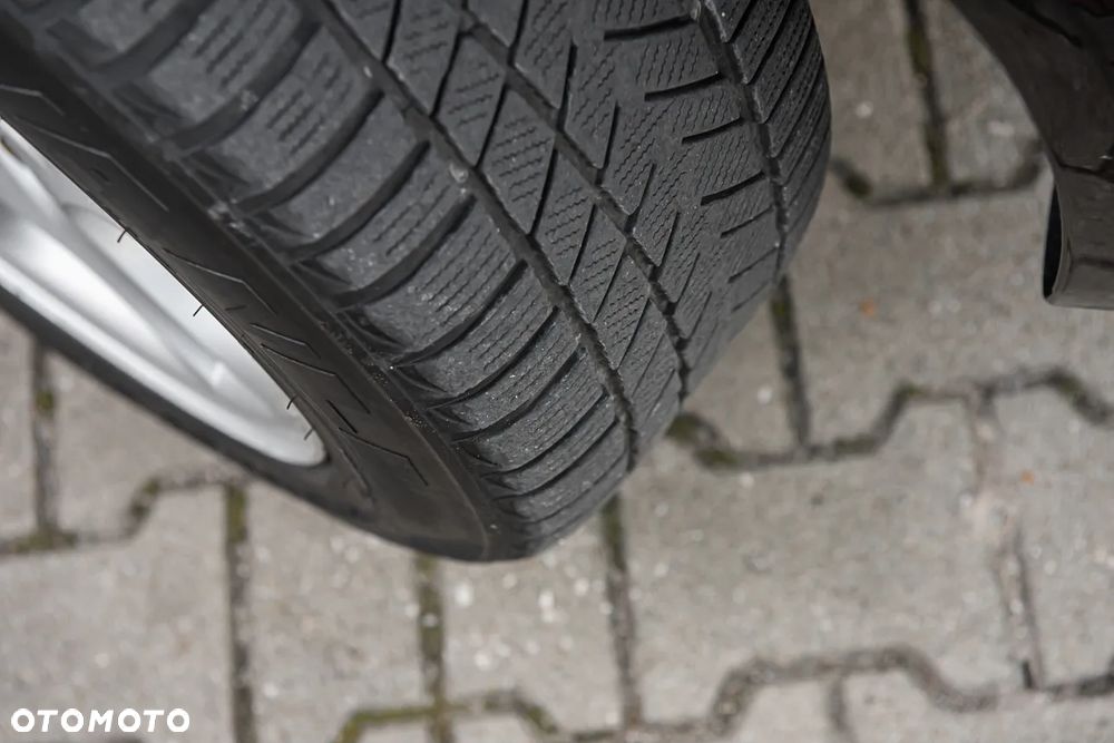 Volkswagen Multivan - 28