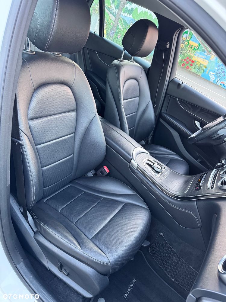 Mercedes-Benz GLC 220 d 4-Matic - 9