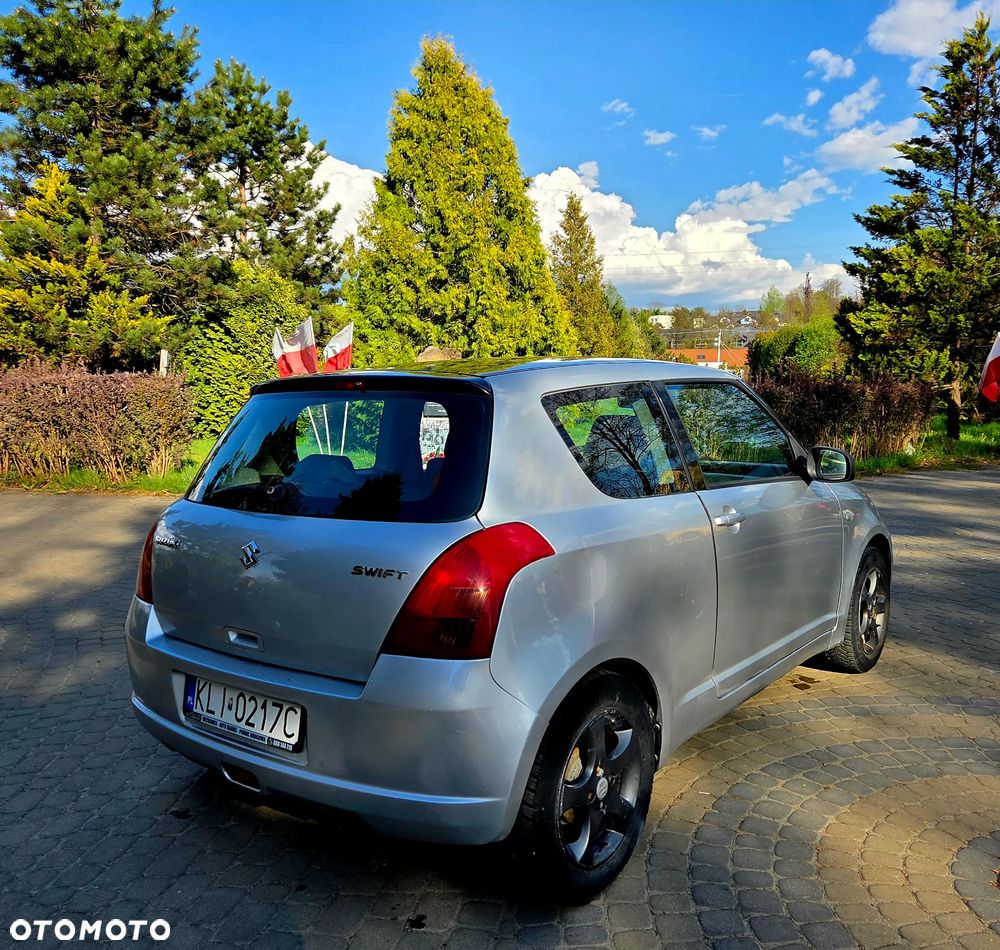 Suzuki Swift 1.3 GC - 6
