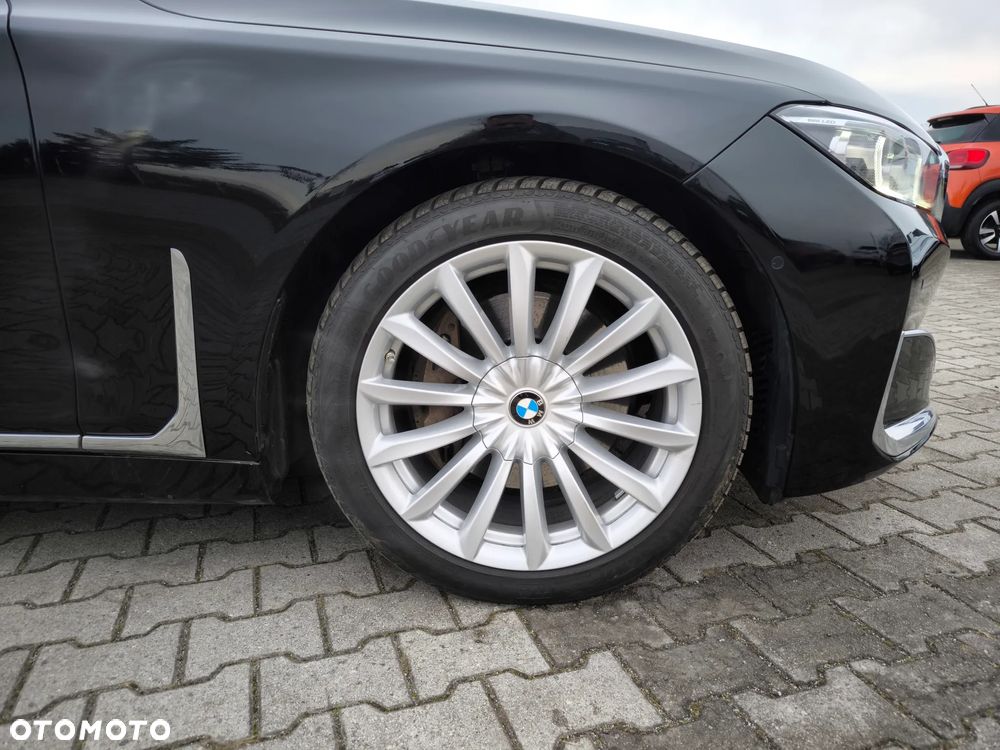 BMW Seria 7 730d - 31