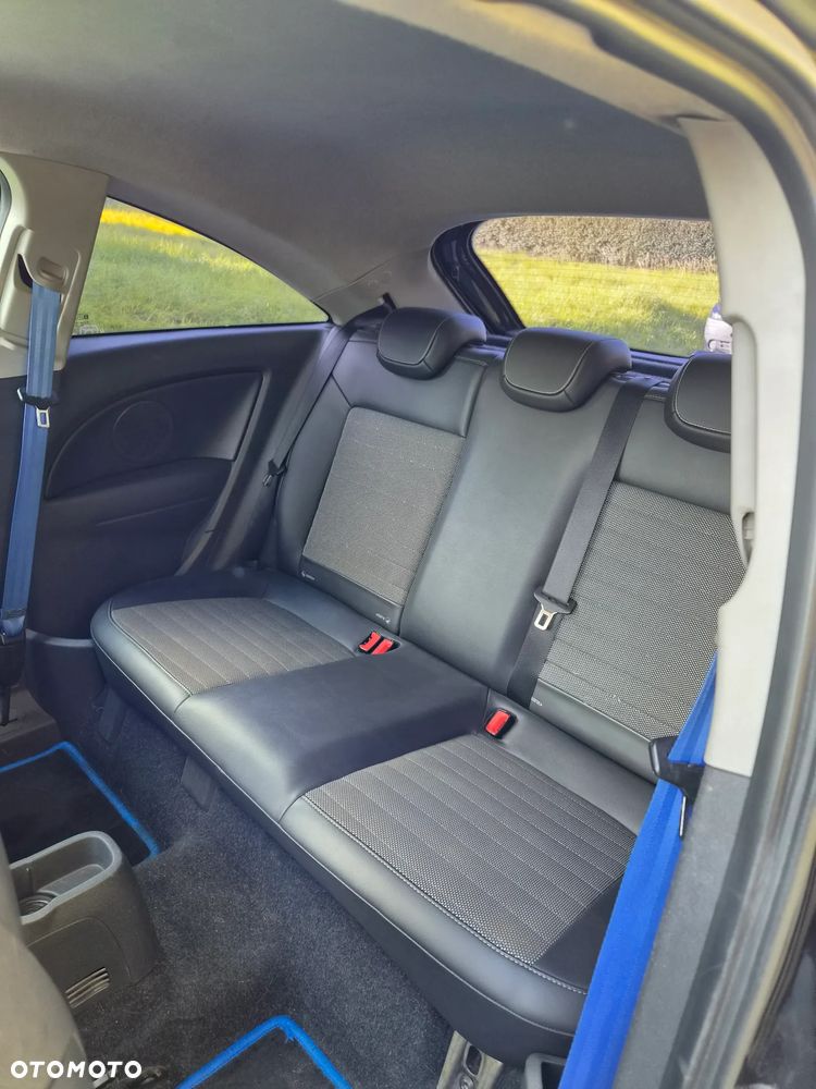 Opel Corsa 1.6T OPC - 10