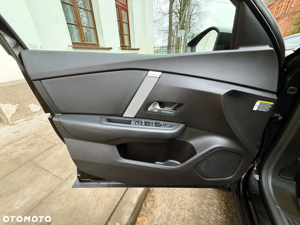 Citroën C4 1.2 PureTech Shine S&S EAT8 - 34