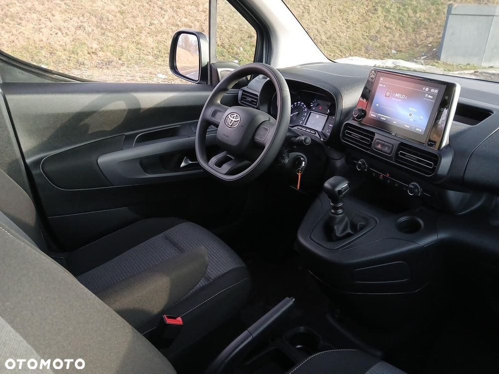 Toyota Proace City Verso 1.5 D-4D Business - 20