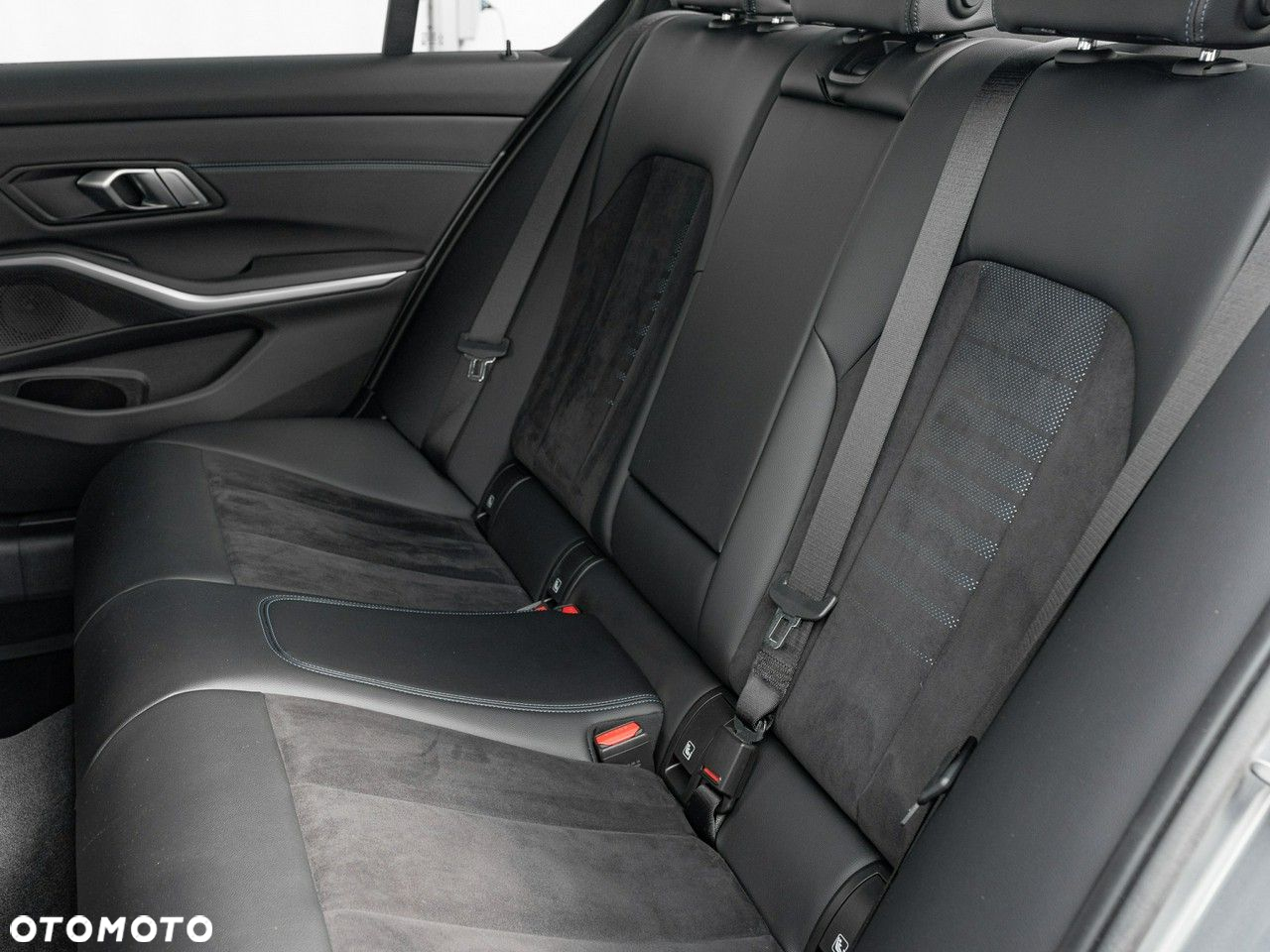 BMW Seria 3 320d xDrive M Sport sport - 26