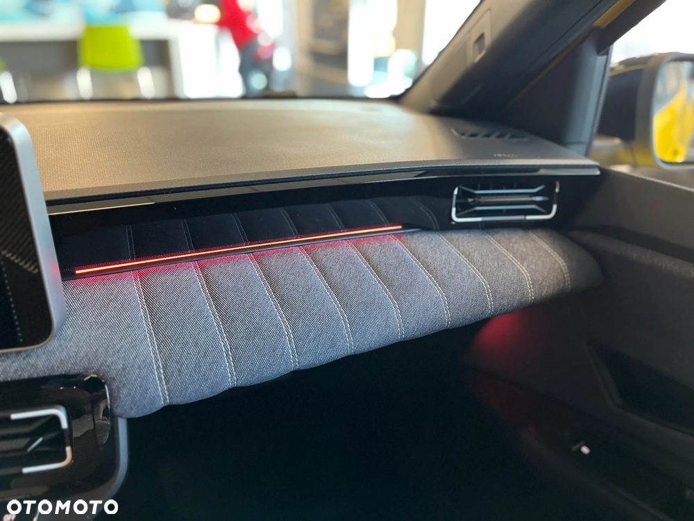 Renault 5 40kWh Urban Range Techno - 12