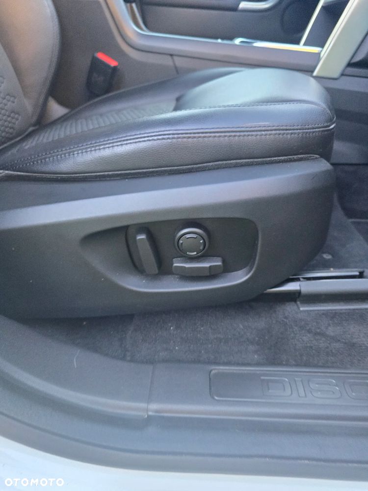 Land Rover Discovery Sport 2.0 Si4 SE - 31