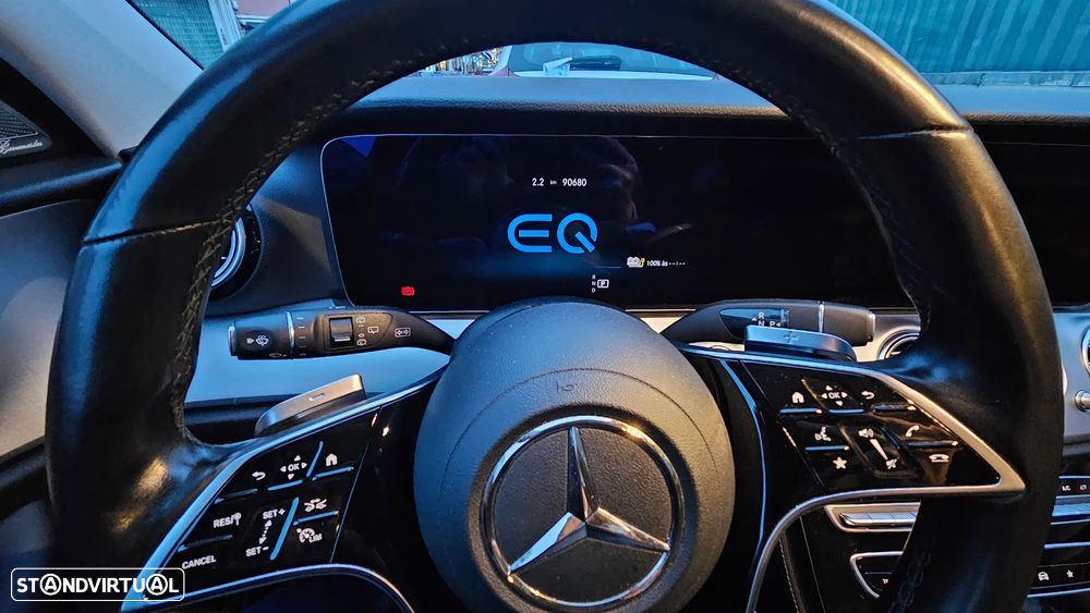 Mercedes-Benz E 300 - 13