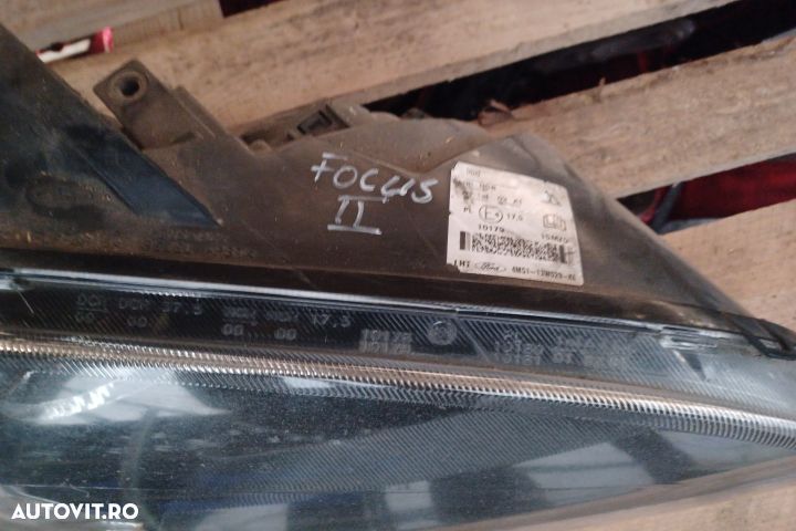 Far dreapta 4M5113N029KE Ford Focus 2  [din 2004 pana  2008] seria Sedan 4-usi 1.6 TDCi MT (90 hp) - 1