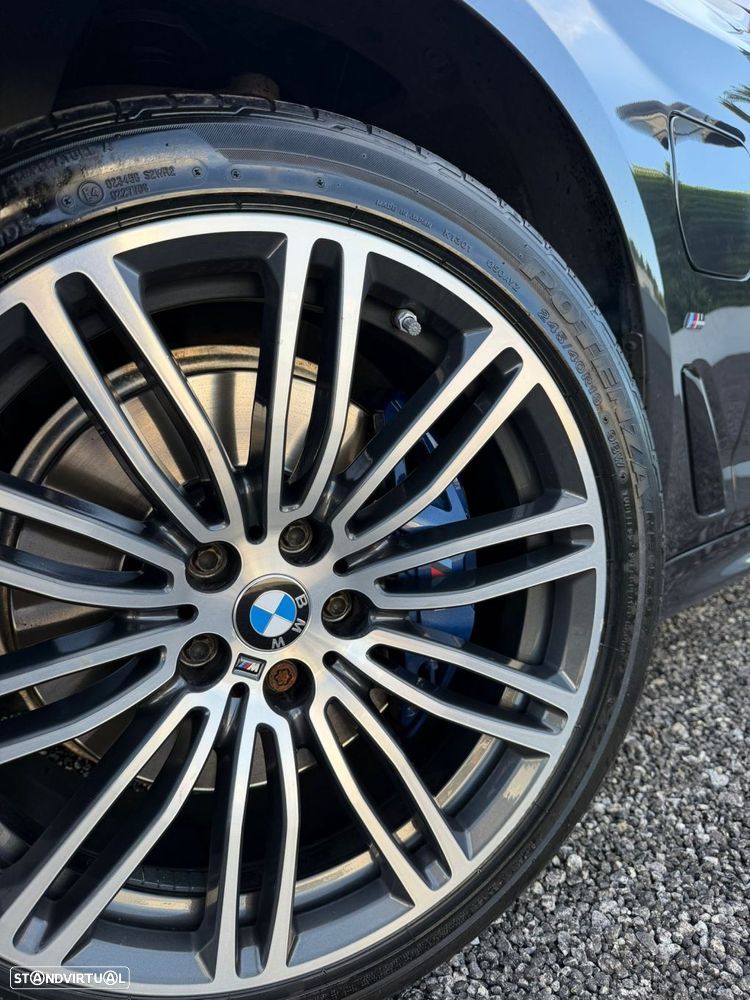 BMW 530 e iPerformance Pack M - 22