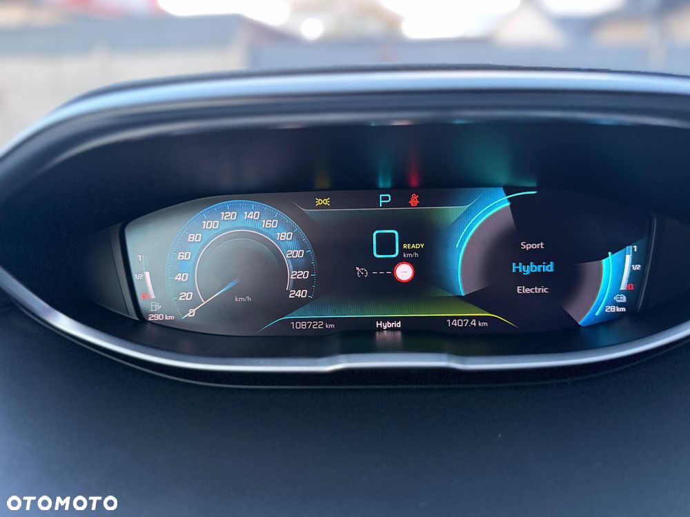 Peugeot 3008 1.6 PureTech HYbrid Allure S&S EAT8 - 24