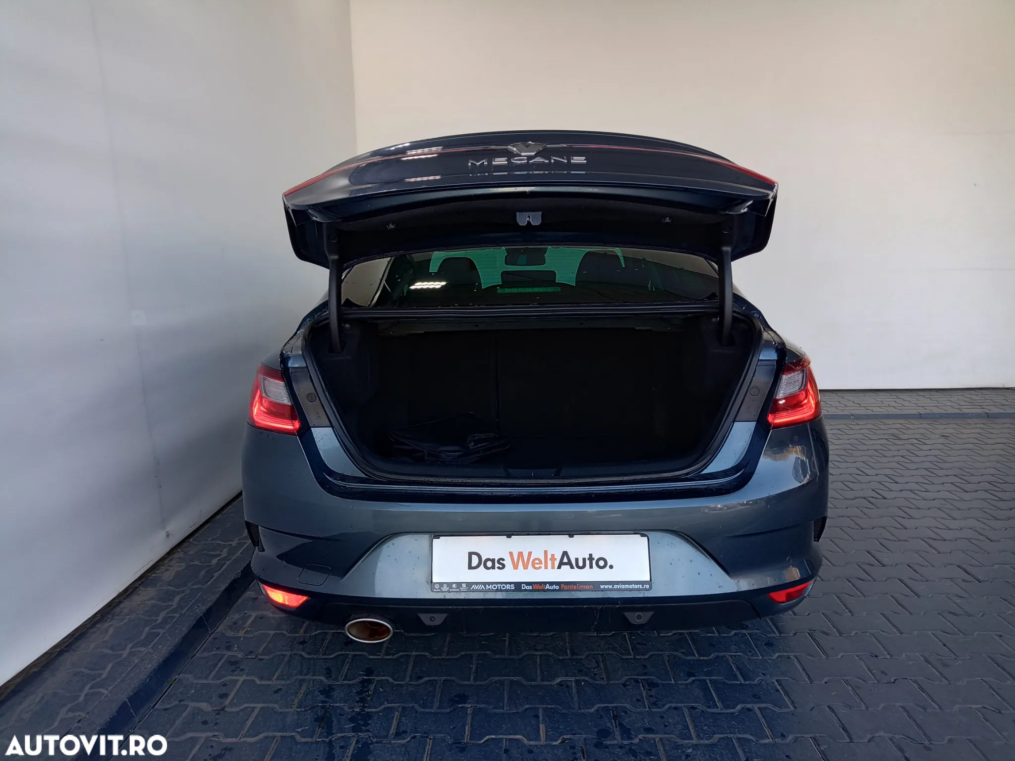 Renault Megane TCe 140 EDC GPF Zen - 30
