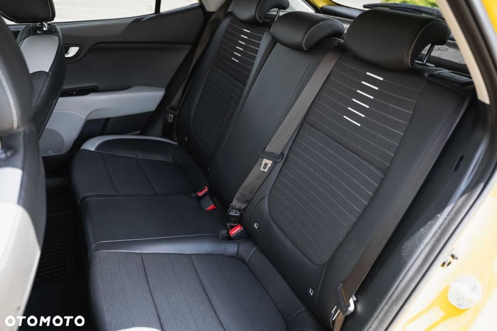 Kia Stonic - 25