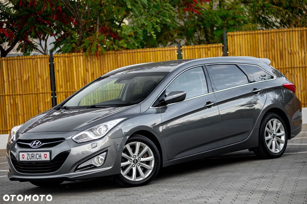 Hyundai i40 i40cw 1.7 CRDi Automatik Fifa World Cup Edition Gold - 15
